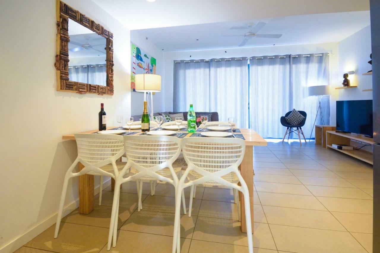 Azuri Resort -Sea View & Golf Luxury Apartment Roches Noires Exterior photo