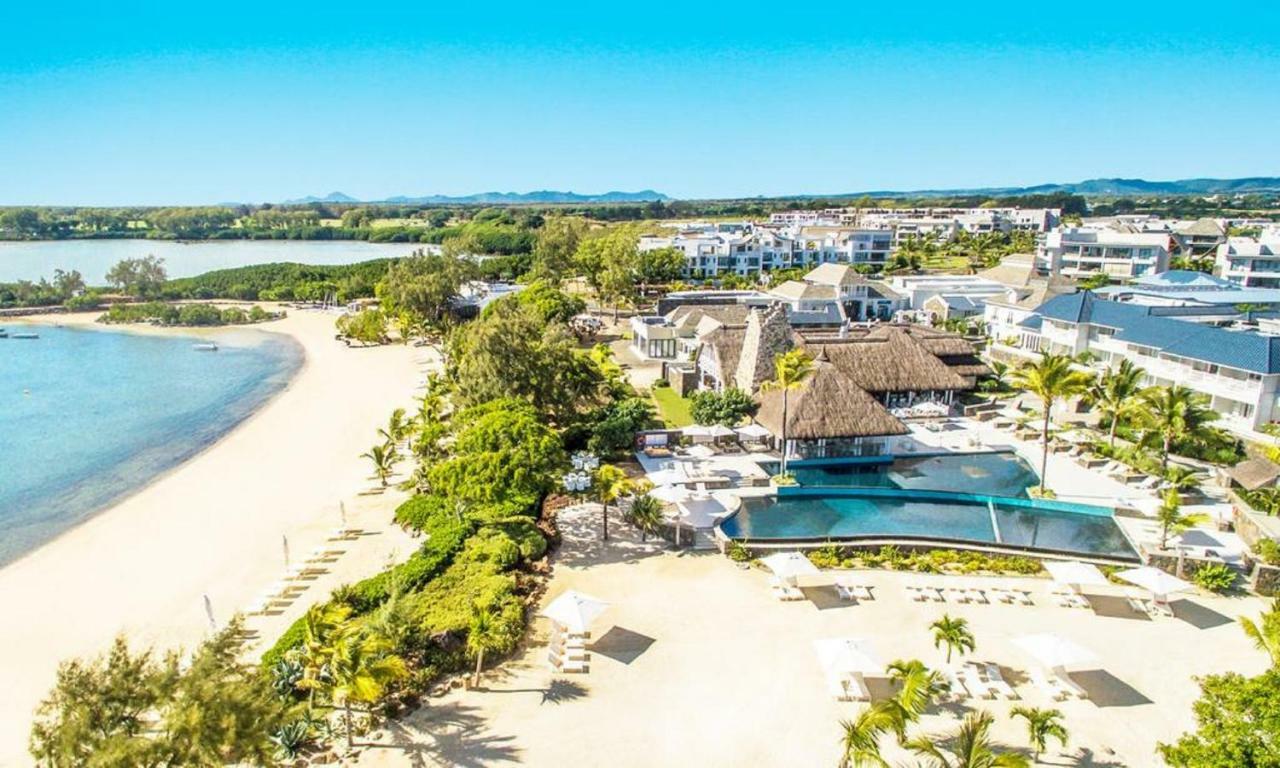 Azuri Resort -Sea View & Golf Luxury Apartment Roches Noires Exterior photo