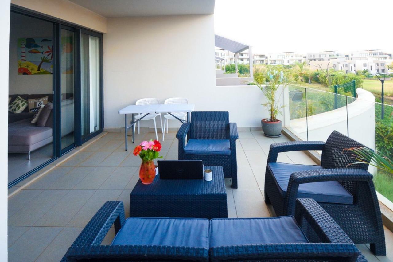 Azuri Resort -Sea View & Golf Luxury Apartment Roches Noires Exterior photo