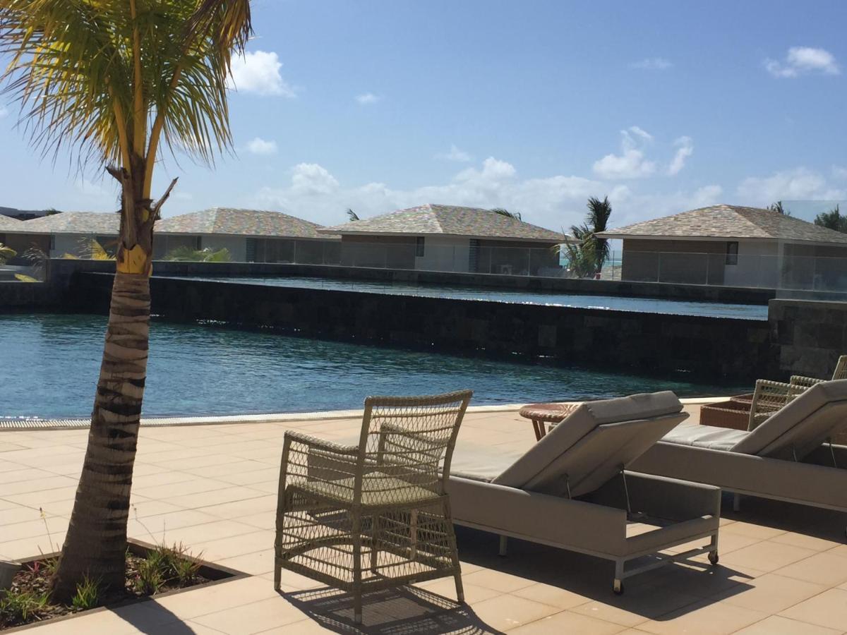 Azuri Resort -Sea View & Golf Luxury Apartment Roches Noires Exterior photo